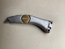 taglierino professionale di seconda mano Stanley