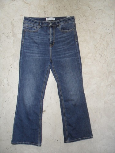 Attuale jeans stradivarius - ,