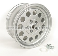 Alfa Romeo 75 Milano 33 GTV