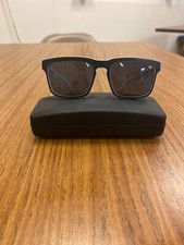 Occhiali da sole casco spia