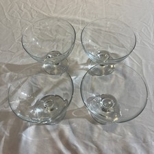 Lotto di quattro bicchieri