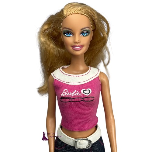 Barbie 2008 doll fiat 500 - doll,