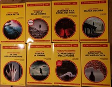 Gialli Mondadori - 8 pezzi