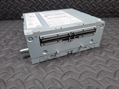 Mercedes infotainment - mercedes,