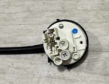 Pressostato 2 contatti lavatrice Hotpoint Ariston Indesit Whirlpool Ignis