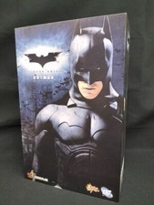 Hot Toys MMS067 Cavaliere Oscuro Batman Costume Originale Ver Figura Scala 1/6