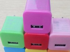 CARICABATTERIA SPINA USB CUBO