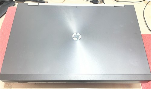 Workstation 8760w i7 - 8760w, 17,3'