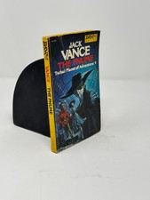 The Pnume - Tschai: Planet of