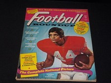 1971 FOOTBALL ROUNDUP MAGAZINE