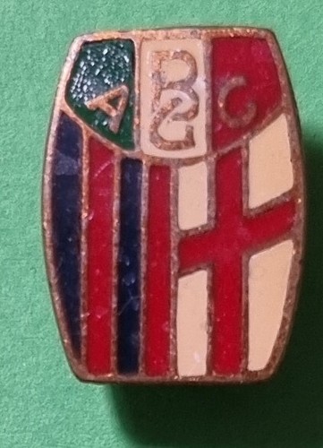 Vecchio distintivo bologna - vecchio,