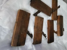   25 OLD WOODEN MOULDING