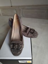 SALVATORE FERRAGAMO LUSSO DECOLTE' IN CAMOSCIO TORTORA N. 37