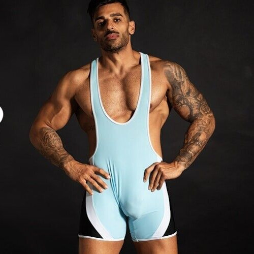 Nuovo aussiebum wrestleme - nuovo,