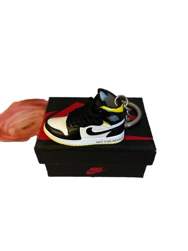 Mini sneakers portachiavi - mini, 3d