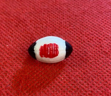 VINTAGE 80s RUGBY BALL / PIN -
