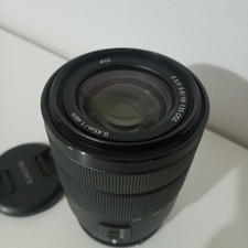 Sony E 18-135mm f/3.5-5.6 OSS