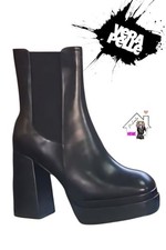 Tronchetto In Pelle Nero con Plateau