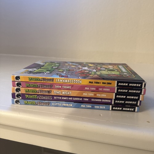 Plants zombies book - zombies, lot