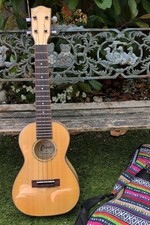 UKULELE DA CONCERTO CLEARWATER