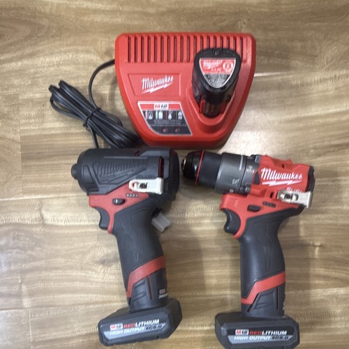 Milwaukee fuel m12 - impact, con