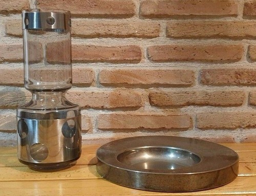 Particolare vaso vetro e - particolare,