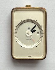 A REVISER MONTRE LIP TALLON