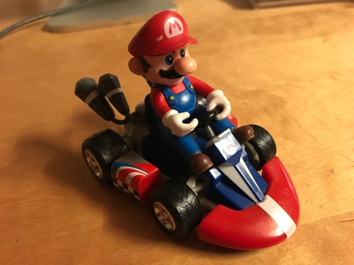 Mario kart radiocomandato - mario,
