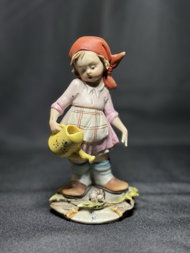 Statuina porcellana vintage