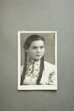 Graziosa ragazza capelli