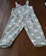 Lotto salopette e pantaloni