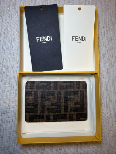 Nuovo porta carte fendi - porta,