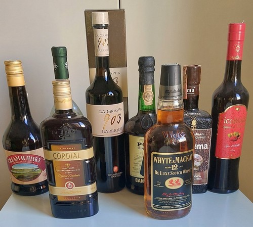 Whisky grappa liquore - whisky, +liquore