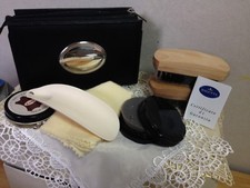 SET POCHETTE LUCIDA SCARPE