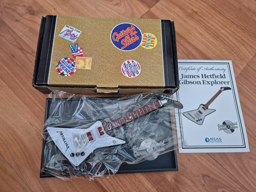 Atlas james hetfield gibson - james,