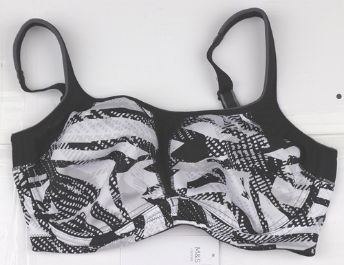 Reggiseno con ferretto non - reggiseno,