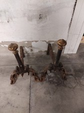 Vecchia coppia di alari per