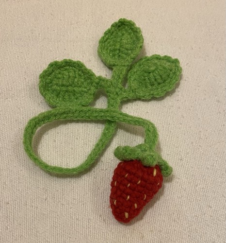 Crochet strawberry bookmark - crochet,