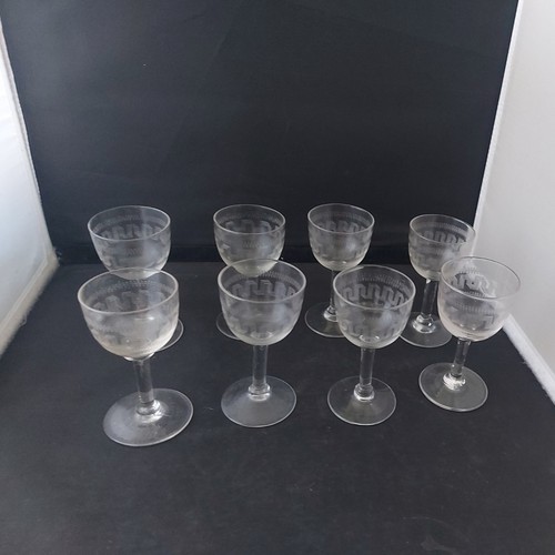 Bicchieri vintage incisi