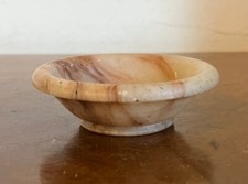 Antica piccola ciotola mortaio