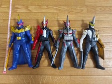 Kamen rider saber vinile - in,