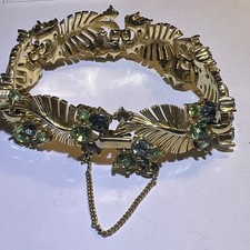 Vintage Great Crown Trifari