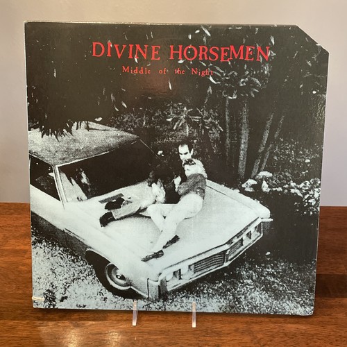 Divine horsemen middle - middle, the