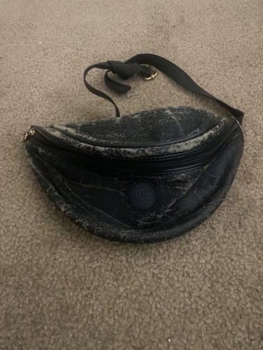 Fendi fanny pack marsupio - fendi,