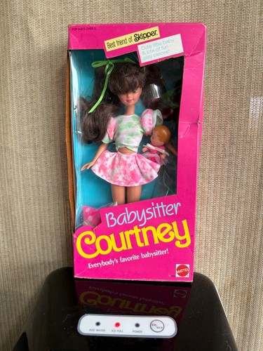 Barbie courtney babysitter - barbie,