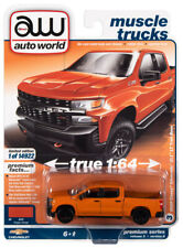 2020 Chevrolet Silverado Trail Boss LT  **RR** Auto World Premium 1:64 NEU