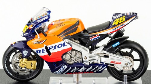 Honda rc211v valentino rossi - valentino,