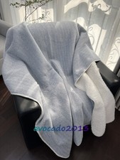 Nuova coperta in pile Faherty