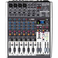 BEHRINGER XENYX X1204USB mixer