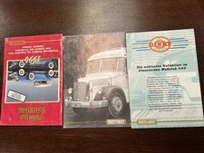 3 x vecchi modelli di giornale